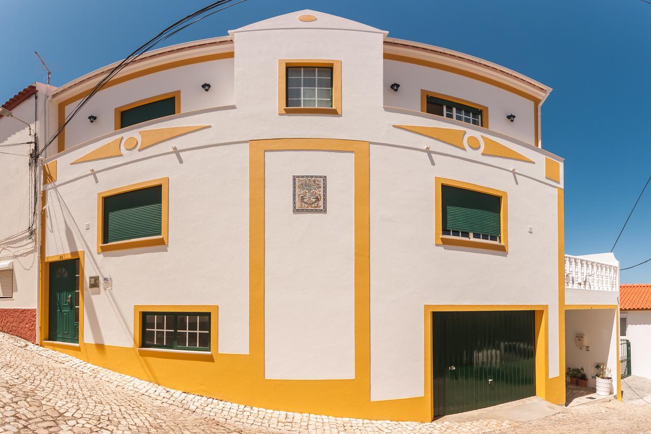Rivers Nation Surf Camp Atouguia Da Baleia Exterior foto